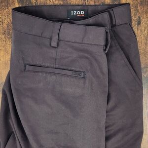 IZOD XFG Golf‎ Shorts Mens 40 Black Performance Solid Pleated Front Chinos
